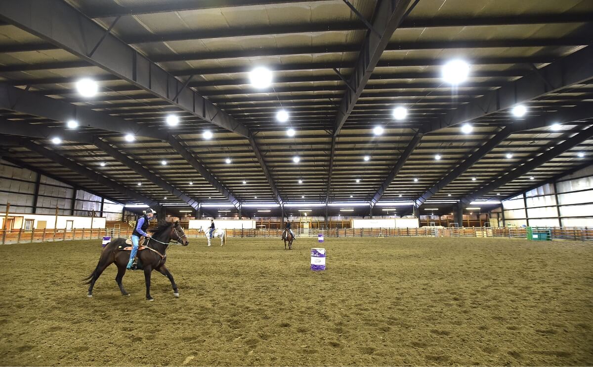Horse Barn Lights & Equine Lighting