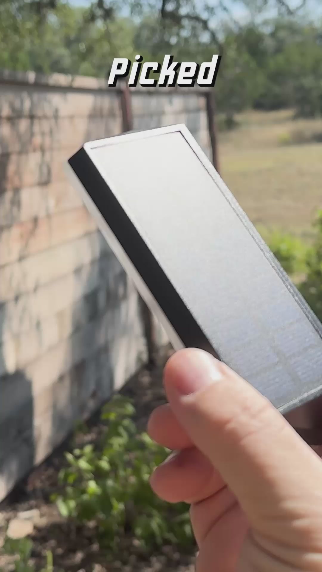 Load video: Solar LED Wall Washer 0.8W, 20 Lumens